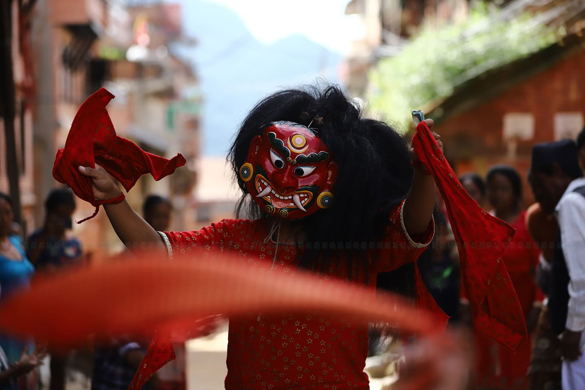 https://www.setopati.com/uploads/shares/2020/sujita/jatra khokana/jatra aaja (1).jpg